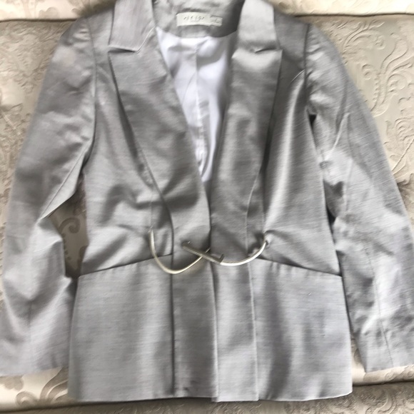 Iris Blazer - Picture 1 of 3